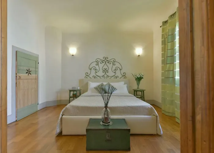 Palazzo Uguccioni Apartments